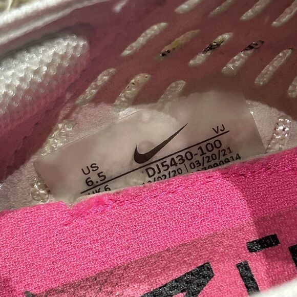 Nike Air Zoom Tempo Next% Fly White Pink DJ5430-100 Women’s Size 6.5 Running - Picture 7 of 7